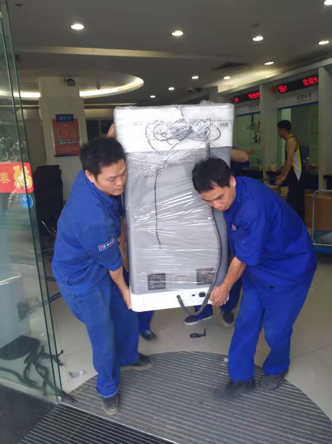 搬场公司专业搬场，为你省心，省力！